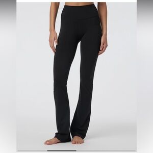 NWT Vuori AllTheFeels Flare Pants, Black, XS